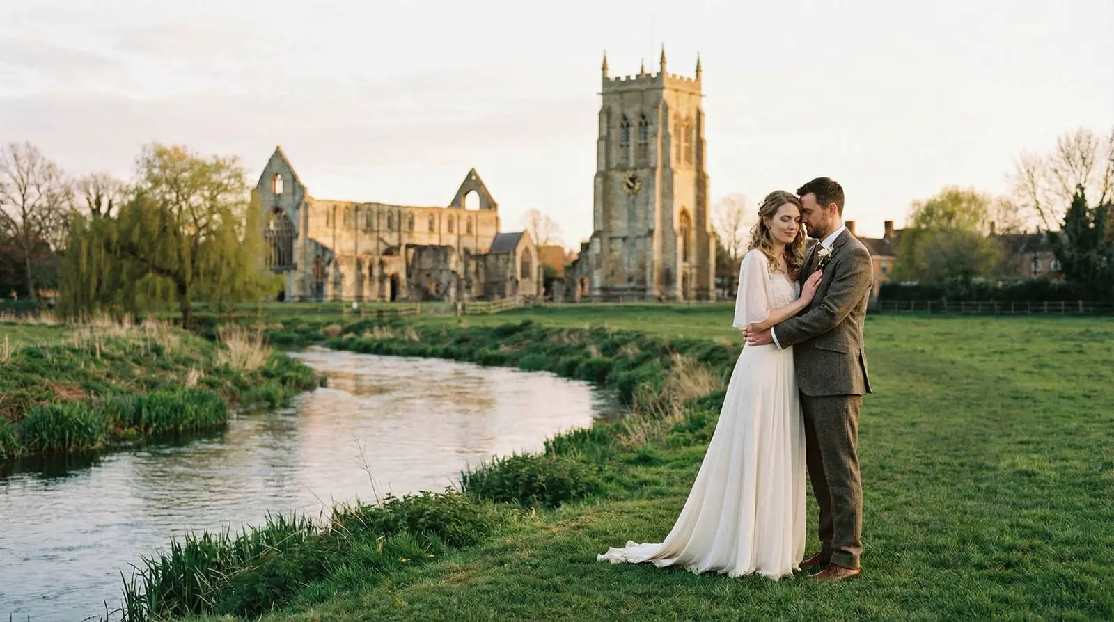 Example image: a couple, Evesham