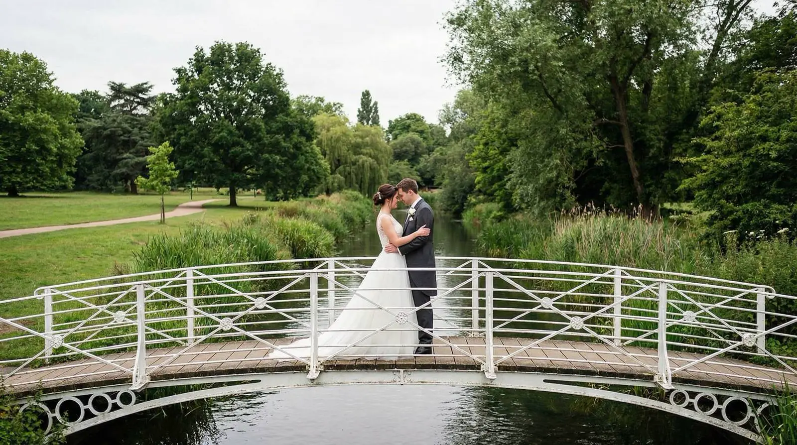 Example image: a couple, Merton